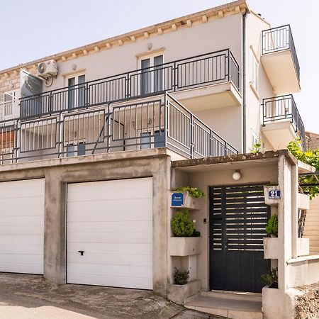 Apartments Marivo Lapad Дубровник Екстериор снимка