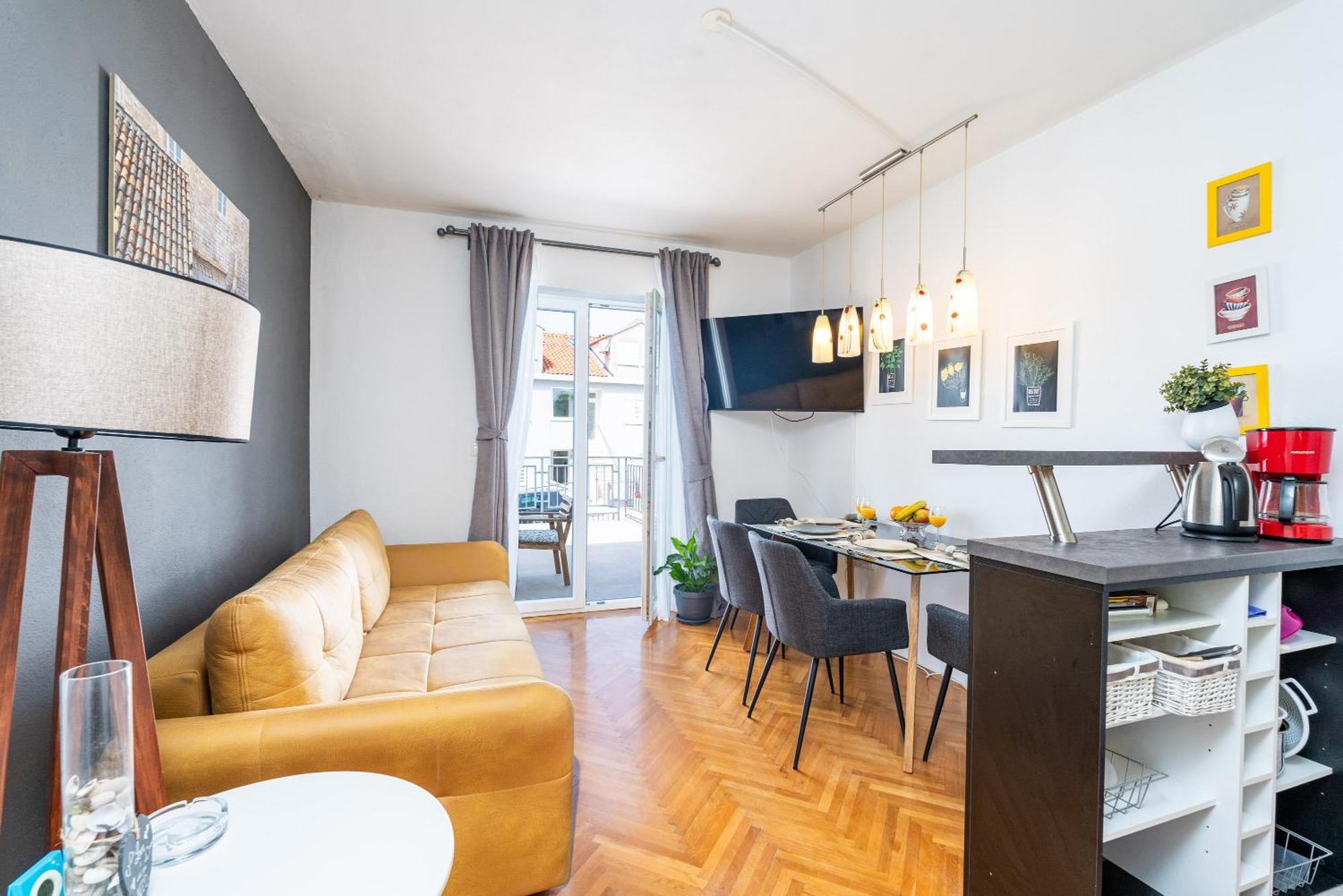 Apartments Marivo Lapad Дубровник Екстериор снимка